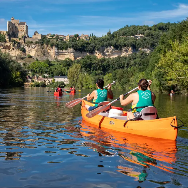 Canoë et beaux paysages